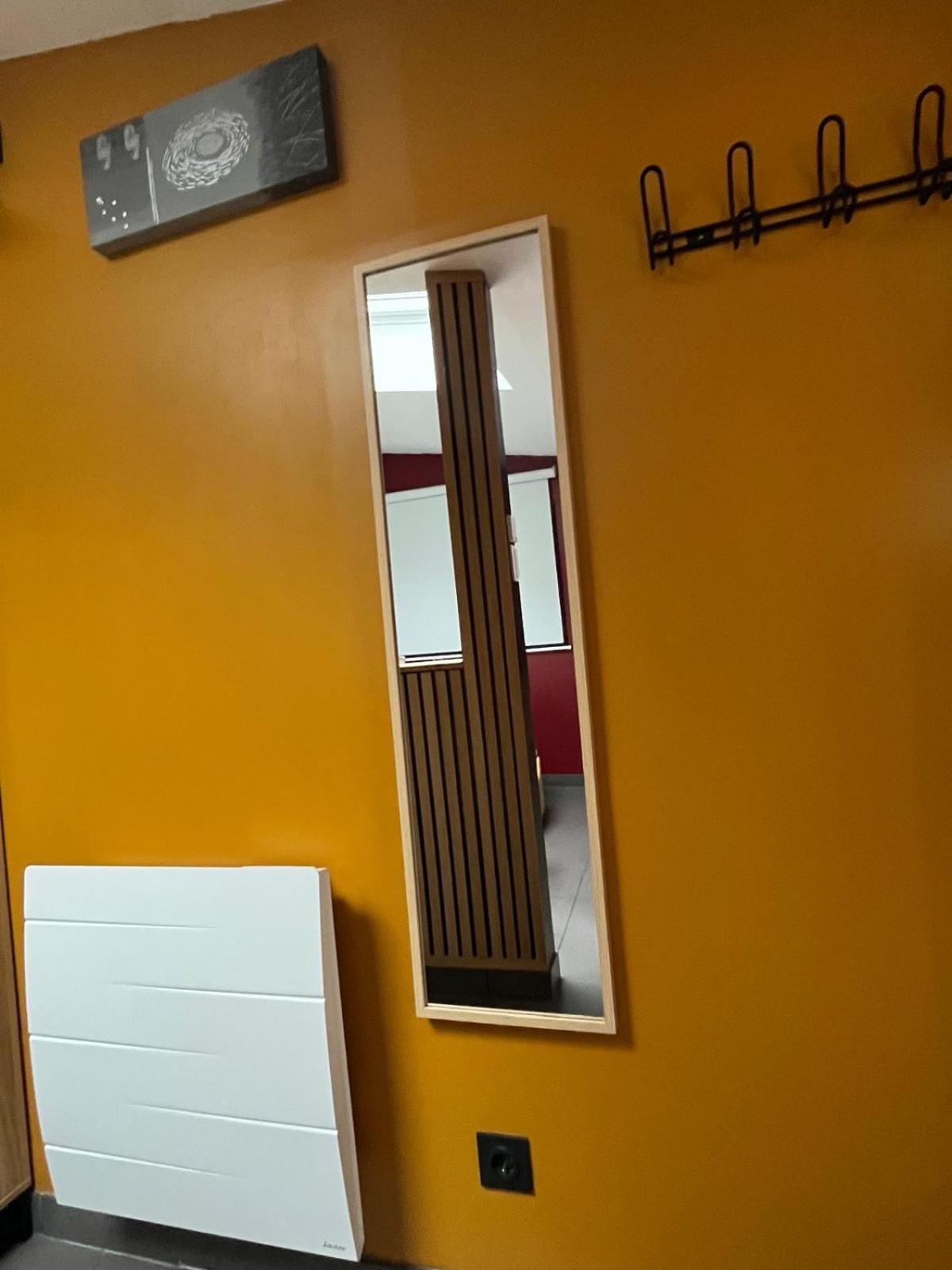 Suite Avec Sauna 36M² Niort Eksteriør billede